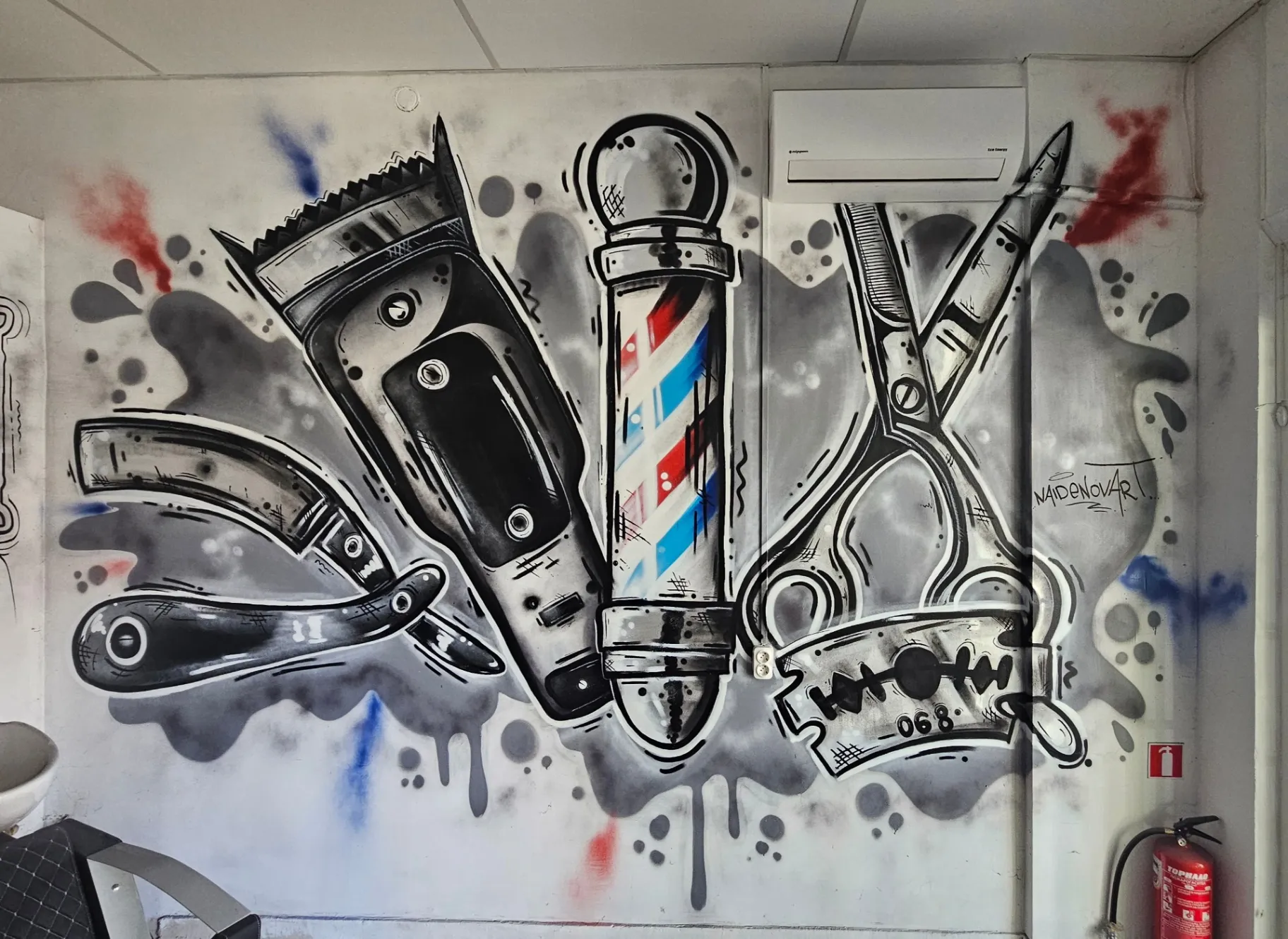 068 barbershop - Main - 5